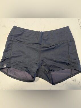 Oiselle O-Mazing mini short